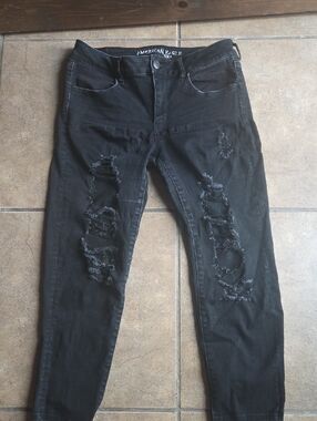 American Eagle Outfitters Black Ripped Skinny Jeans